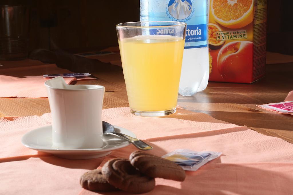Bed & Breakfast La Rosa Dei Venti Janov Pokoj fotografie